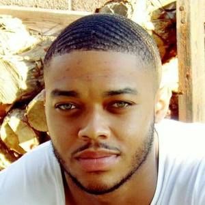 Meet your Posher, Lawrence